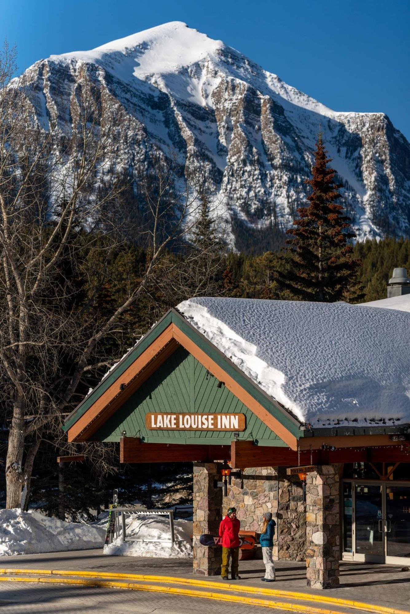 Lake Louise Inn מראה חיצוני תמונה